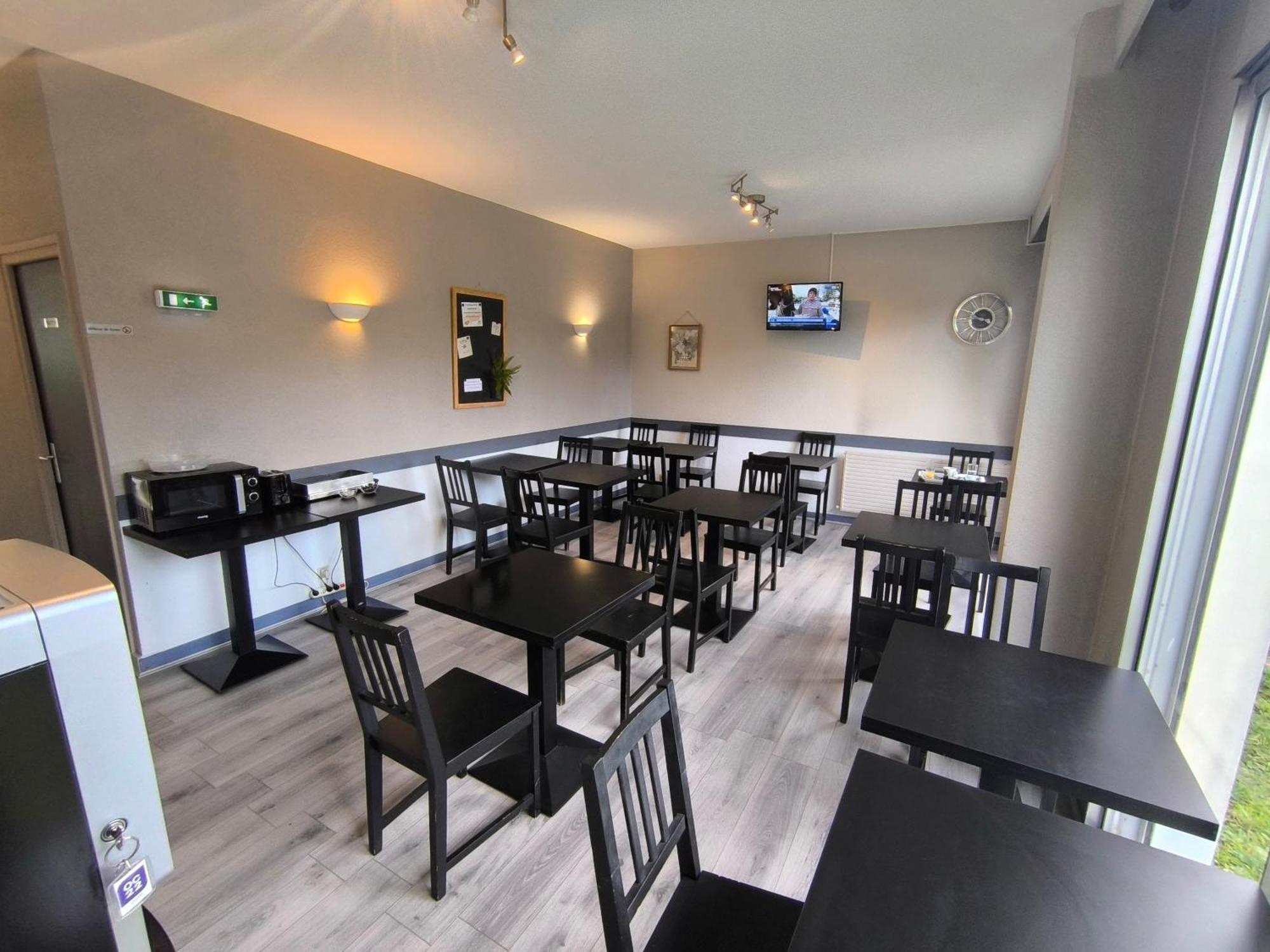 Saint-Priest-en-Jarez Adonis Lyon Est Hotel Artys מראה חיצוני תמונה